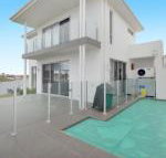 4 / 84 The Anchorage