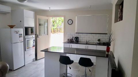 Inna Nutshell - Accommodation Nelson Bay 5