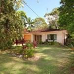 35 Santa Monica Avenue Coolum Beach Pet Friendly Linen Included - Accommodation Nelson Bay 0