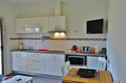 The Hakeas - Accommodation Nelson Bay 5