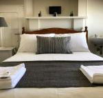Cornwall Hotel - Accommodation Nelson Bay