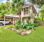 Edge Hill Holiday Home / Cairns - Accommodation Nelson Bay