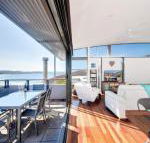 One Mile Cl Townhouse 22 26 The Deckhouse - Accommodation Nelson Bay