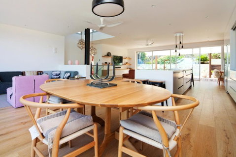 Spectacular Bilgola Beachhouse - Accommodation Nelson Bay 2