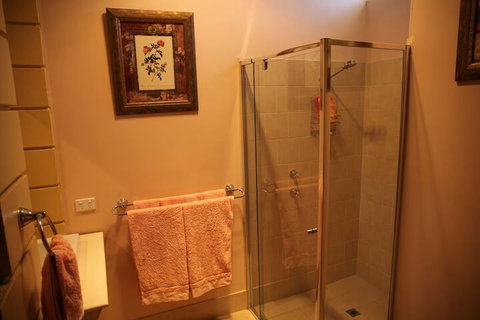 Burra Railway Station Bed & Breakfast - Accommodation Nelson Bay 2