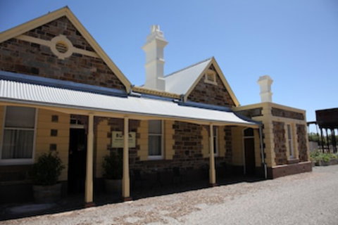 Burra Railway Station Bed & Breakfast - Accommodation Nelson Bay 0
