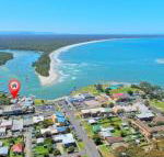 Sail on in Boatshed - Nelson Bay Accommodation.com