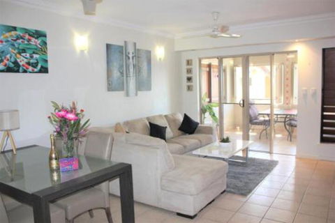 Sunbird - Accommodation Nelson Bay 4