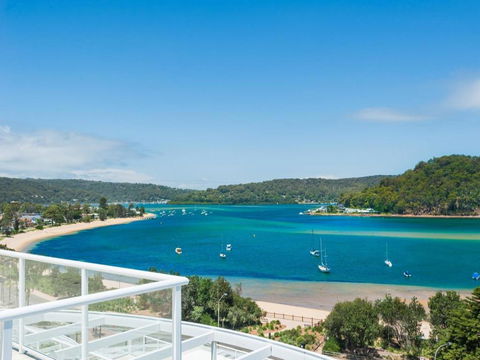 Penthouse 707 4 Bedroom Oceanview Penthouse - Accommodation Nelson Bay 5