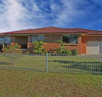 Culburra Getaway close to beach  lake - Nelson Bay Accommodation.com