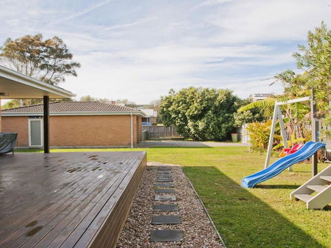 Sand Dunes House & Cabin Accommodation - Accommodation Nelson Bay 5