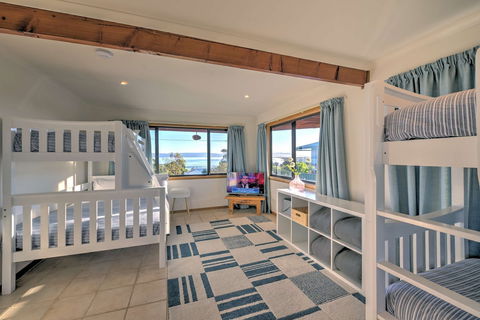 Zenith - Accommodation Nelson Bay 6
