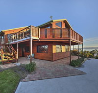 Zenith - Accommodation Nelson Bay