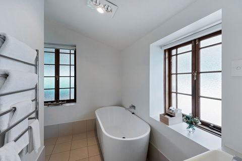 Jacobs Estate Cottage - Accommodation Nelson Bay 3