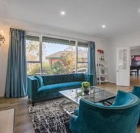 Alice wonderland in 4 beds house - Accommodation Nelson Bay