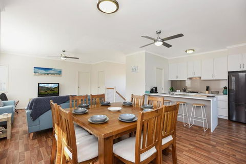 Moana Dreams - Accommodation Nelson Bay 5