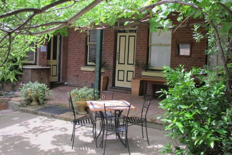 Holmhurst Guest House - Accommodation Nelson Bay 4