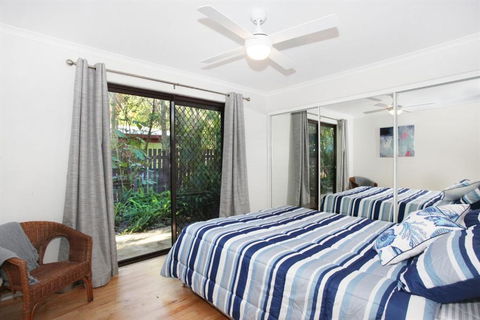 FABULOUS HOLIDAY HIDEAWAY COOLUM BEACH - Accommodation Nelson Bay 3