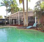FABULOUS HOLIDAY HIDEAWAY COOLUM BEACH - Accommodation Nelson Bay