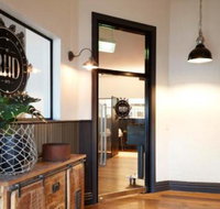 The Royal Hotel Drouin - Accommodation Nelson Bay
