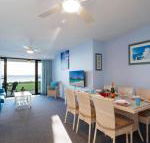 4 Harbourside 3 7 Soldiers Point Road ground floor on the waterfront - Accommodation Nelson Bay