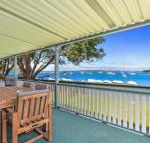 Sunset Beach House Soldiers Point Sleeps 9 - Accommodation Nelson Bay