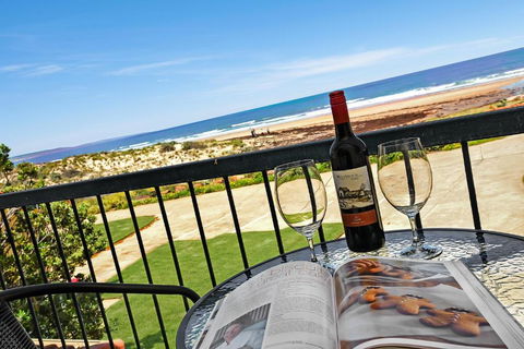 Right On The Beach At Moana - Accommodation Nelson Bay 6