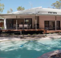 33 Esprit Drive Rainbow Shores Style Comfort  Relaxation Pets Welcome Pool - Accommodation Nelson Bay