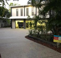 25 Naiad Court Rainbow Shores The Ultimate Beachside Executive Property Air conditioned - Accommodation Nelson Bay