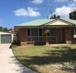 4 Boronia Place Rainbow Beach Perfect convenient location Fenced yard - Accommodation Nelson Bay