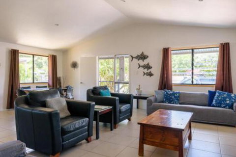 6 Bomburra Court Rainbow Beach Pet Friendly In Great Bush & Beach Location - Accommodation Nelson Bay 0