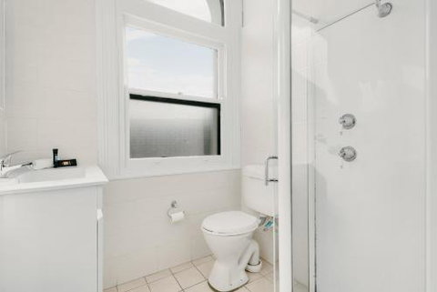 The Victoria Hotel Bathurst - Accommodation Nelson Bay 5