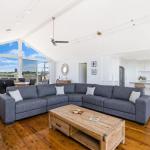 Saltys Newly Renovated - Accommodation Nelson Bay 0