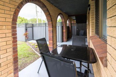 Comfy & Cosy Ground Floor Unit - Accommodation Nelson Bay 2