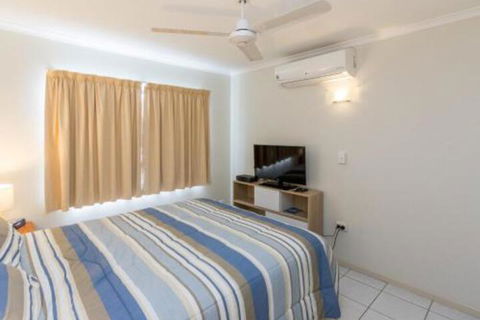 Comfy & Cosy Ground Floor Unit - Accommodation Nelson Bay 6
