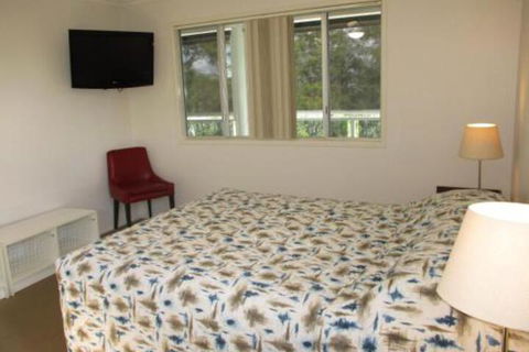 Holiday In Style Hervey Bay - Accommodation Nelson Bay 2