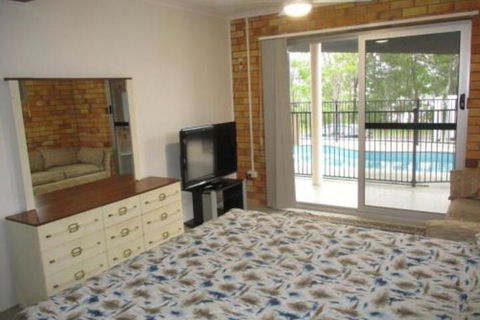 Holiday In Style Hervey Bay - Accommodation Nelson Bay 5