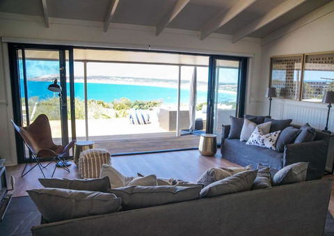 The Cape - Accommodation Nelson Bay 2