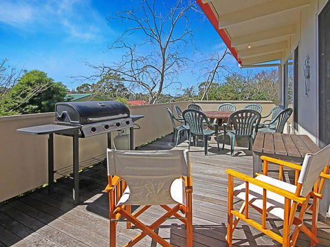 REST ASHORE At MOLLYMOOK - Accommodation Nelson Bay 4