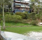 Green Point Lakehouse - Accommodation Nelson Bay