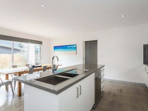 ANGLE By THE SEA Anglesea - Accommodation Nelson Bay 1