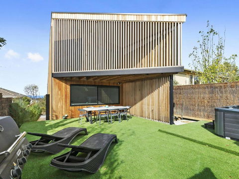 POINT BREAK NEW LISTING 2019 - Accommodation Nelson Bay 2