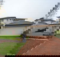 Superb Luxe 5BR Housepoint Cook Near Lake - Accommodation Nelson Bay