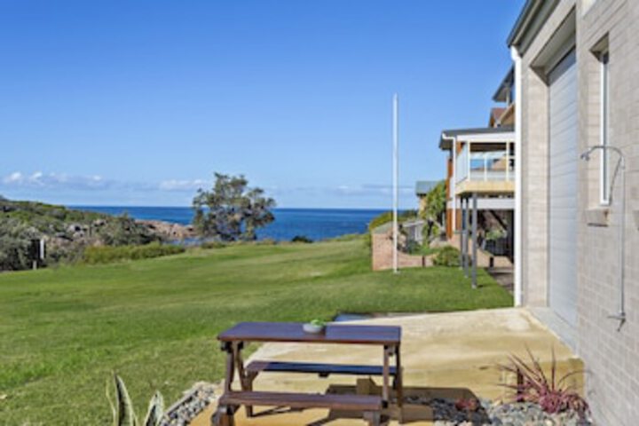 Mount George NSW Accommodation Nelson Bay