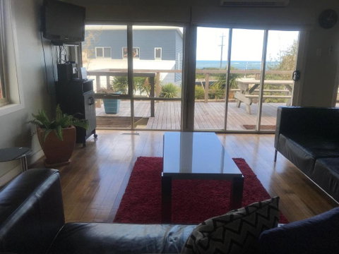 OCEAN VIEWS - Nelson Bay Accommodation.com 2