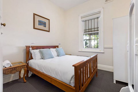Drummoyne 3 Bedroom Home (62ALE) - Accommodation Nelson Bay 3