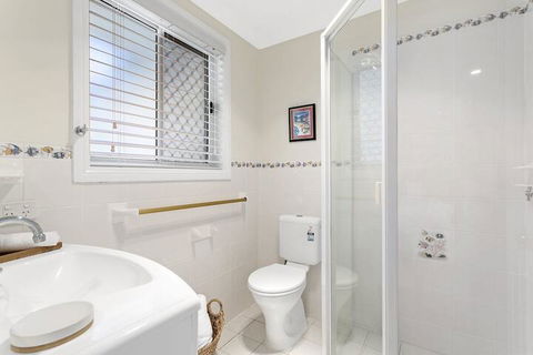 Fingal Retreat 2 Rocky Point Road 2 / 138 - Nelson Bay Accommodation.com 2