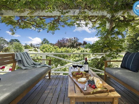 Bourne Cottage Perfect For All Seasons - Accommodation Nelson Bay 4