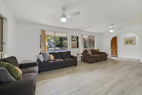 Perfect Getaway Hervey Bay - Accommodation Nelson Bay 2