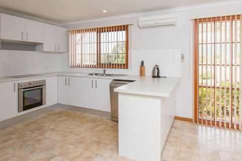 Bimbadeen - Accommodation Nelson Bay 6